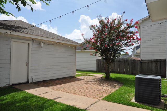 20734 Settlers Lake Circle N, Katy, TX 77449