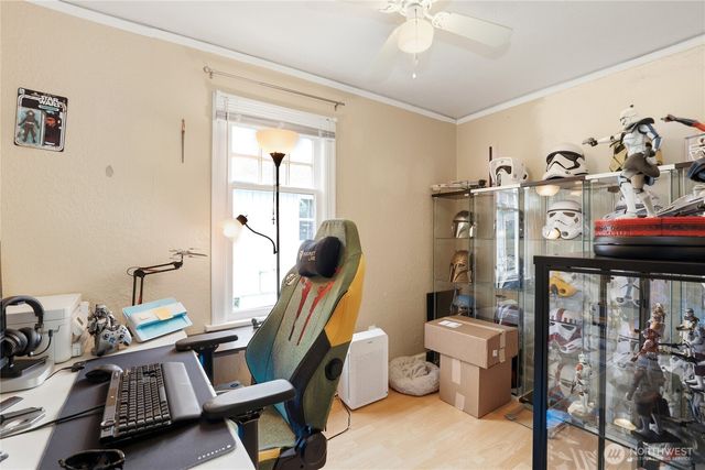 2013 11th Street, Bremerton, WA 98337