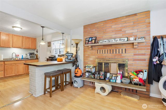 2013 11th Street, Bremerton, WA 98337