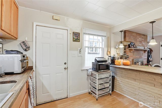 2013 11th Street, Bremerton, WA 98337