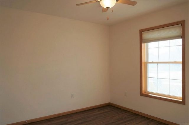 815 Parkside Lane, Charles City, IA 50616