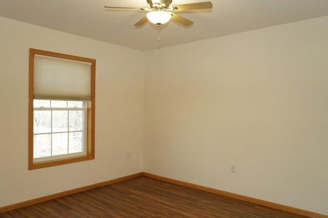 815 Parkside Lane, Charles City, IA 50616