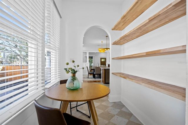 5606 N MIAMI AVENUE, Tampa, FL 33604