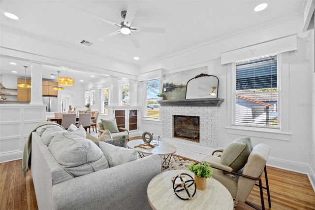 5606 N MIAMI AVENUE, Tampa, FL 33604