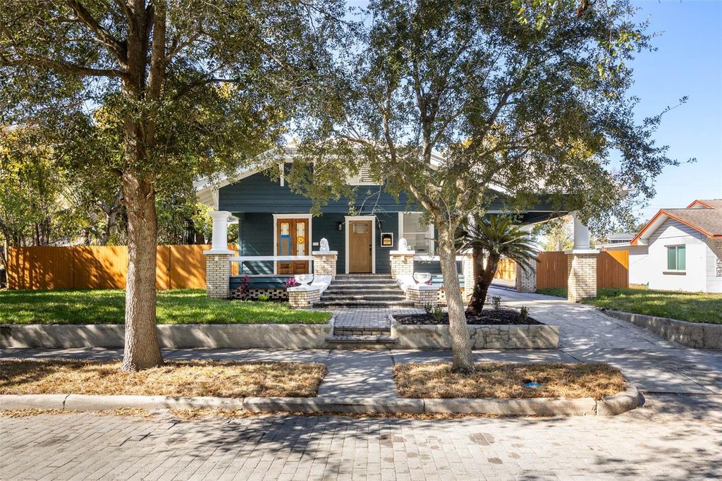 5606 N MIAMI AVENUE, Tampa, FL 33604