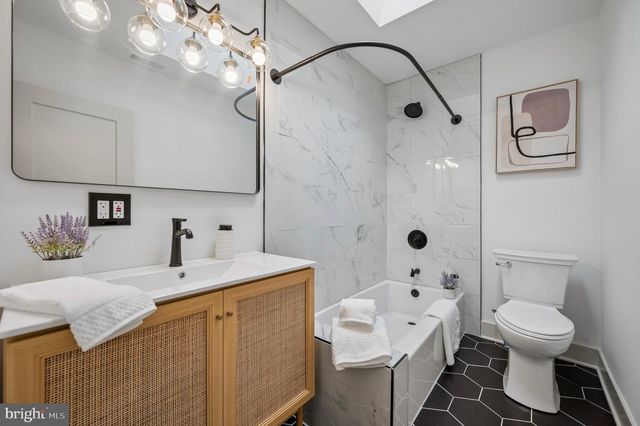 2625 E VENANGO ST, Philadelphia, PA 19134