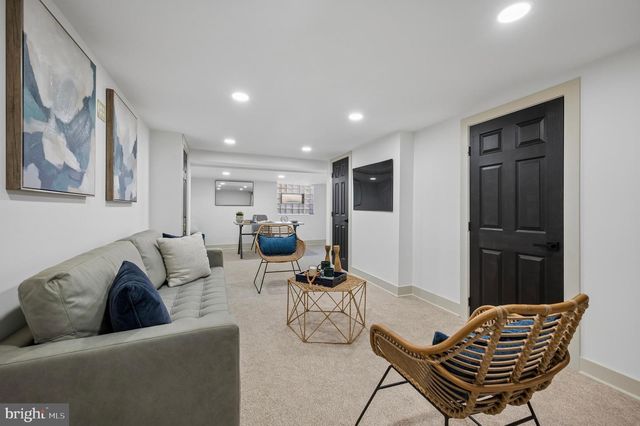 2625 E VENANGO ST, Philadelphia, PA 19134