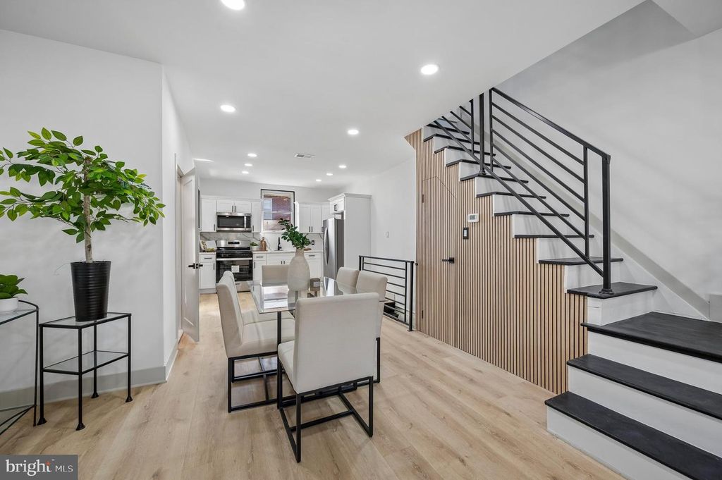 2625 E VENANGO ST, Philadelphia, PA 19134