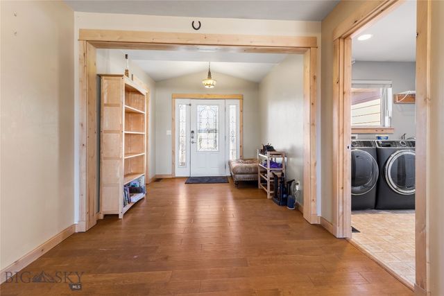 422 E River Rock Road, Belgrade, MT 59714