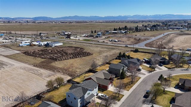 422 E River Rock Road, Belgrade, MT 59714
