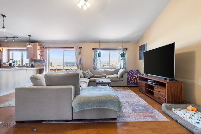 422 E River Rock Road, Belgrade, MT 59714