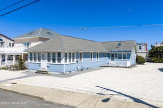 111 E 22nd Street, Ship Bottom, NJ 08008
