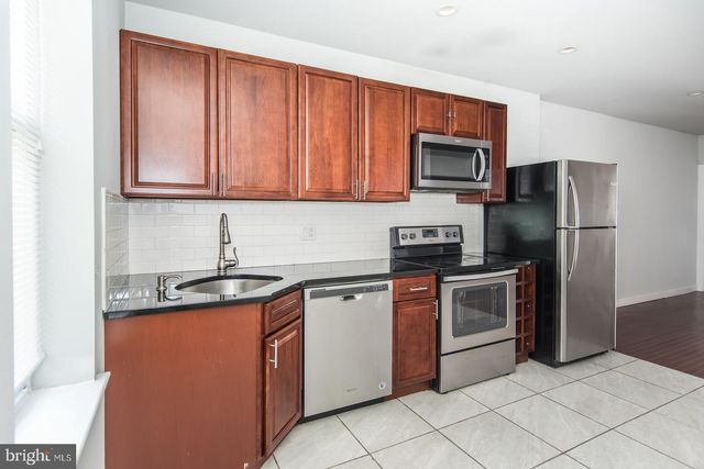 742 S 53RD ST, Philadelphia, PA 19143