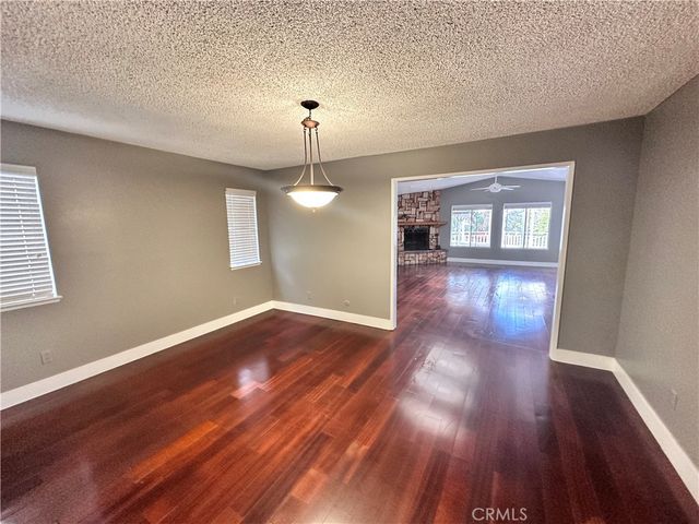 2415 Mercedes, Highland, CA 92346