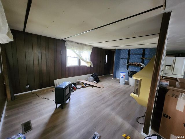 14625 E E IL Hwy 15 Highway, Mt Vernon, IL 62864