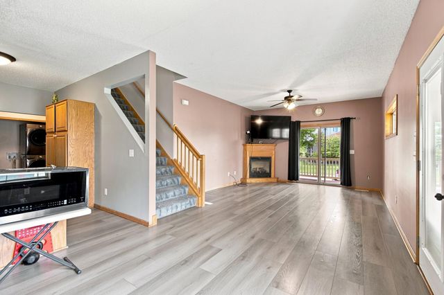 8605 Tessman Circle N, Brooklyn Park, MN 55445