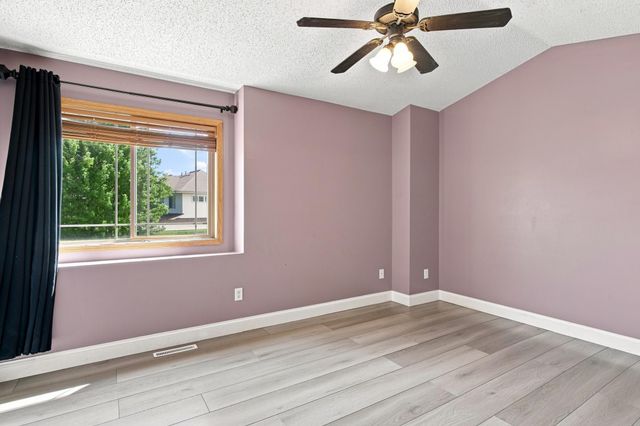 8605 Tessman Circle N, Brooklyn Park, MN 55445