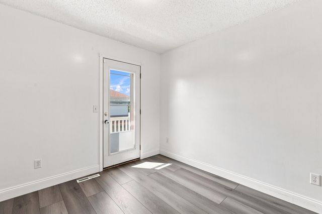 8605 Tessman Circle N, Brooklyn Park, MN 55445