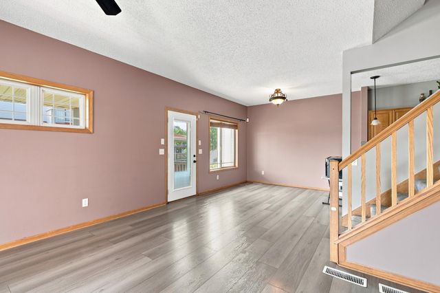 8605 Tessman Circle N, Brooklyn Park, MN 55445