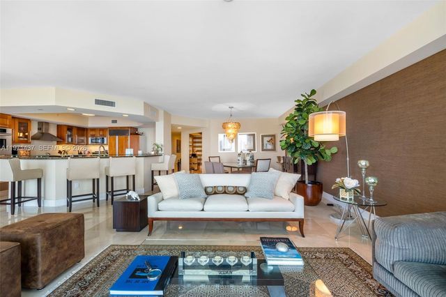 3301 NE 183rd St 1104, Aventura, FL 33160