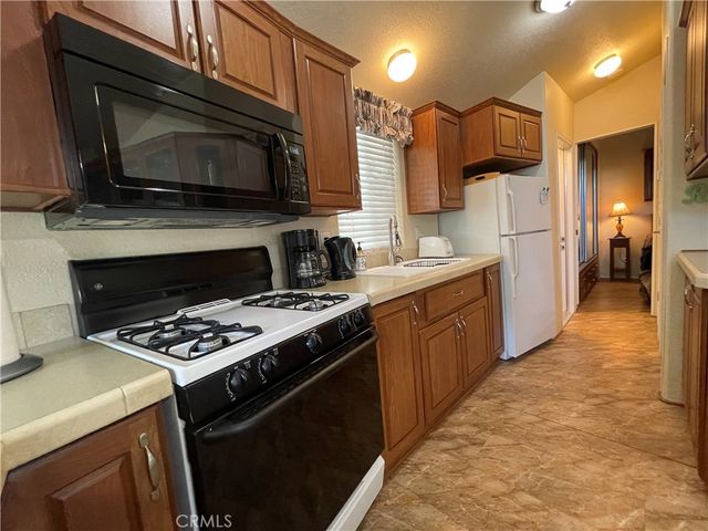 74711 Dillon Road 1025, Desert Hot Springs, CA 92441