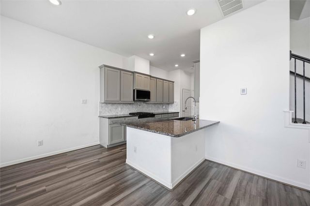 4058 Balboa Drive, Rosharon, TX 77583