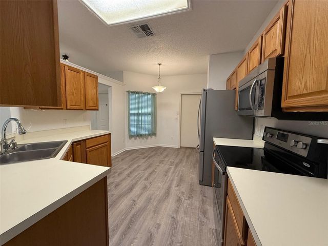 1814 WINDSOR OAK DRIVE, Apopka, FL 32703