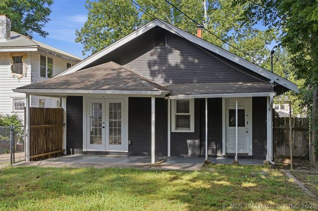 1527 S Yorktown Avenue, Tulsa, OK 74104