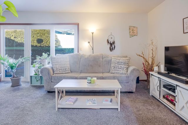 2590 Brookwood Drive, Crown Point, IN 46307