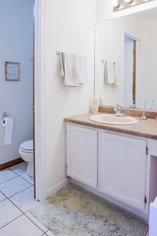 2590 Brookwood Drive, Crown Point, IN 46307