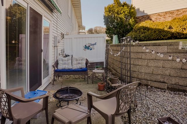 2590 Brookwood Drive, Crown Point, IN 46307