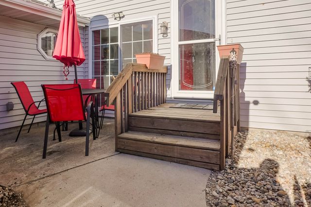 2590 Brookwood Drive, Crown Point, IN 46307