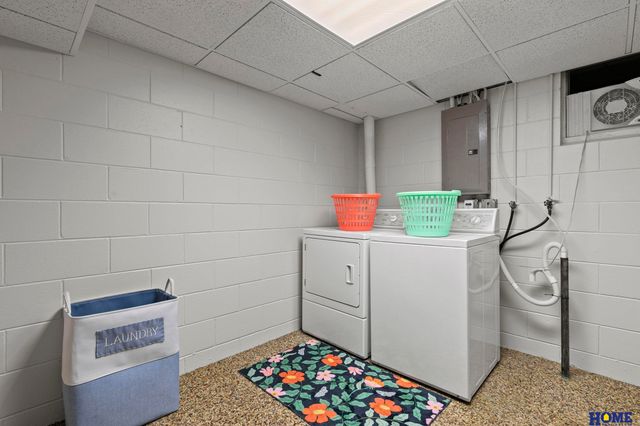 6121 Lexington Avenue, Lincoln, NE 68505