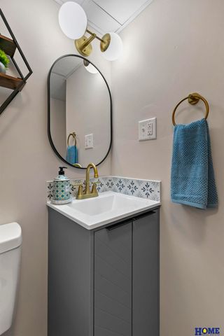 6121 Lexington Avenue, Lincoln, NE 68505