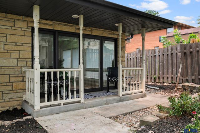 6121 Lexington Avenue, Lincoln, NE 68505
