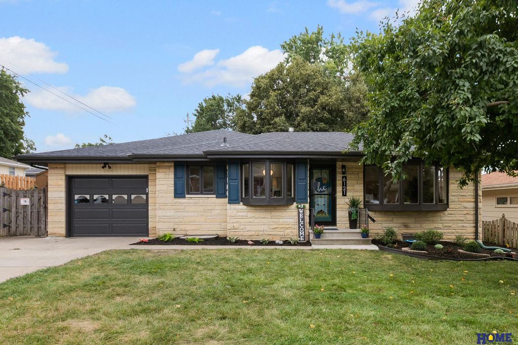 6121 Lexington Avenue, Lincoln, NE 68505