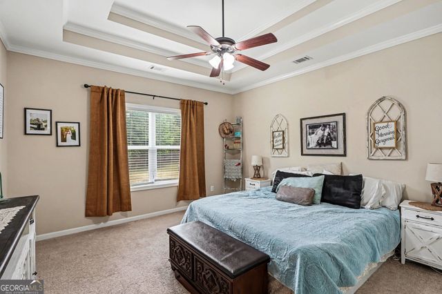 1136 Silverleaf Circle, Griffin, GA 30224