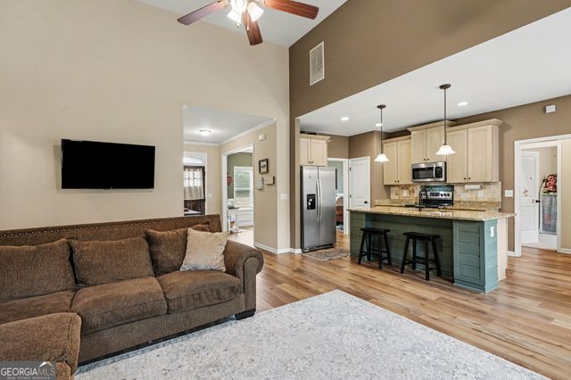1136 Silverleaf Circle, Griffin, GA 30224