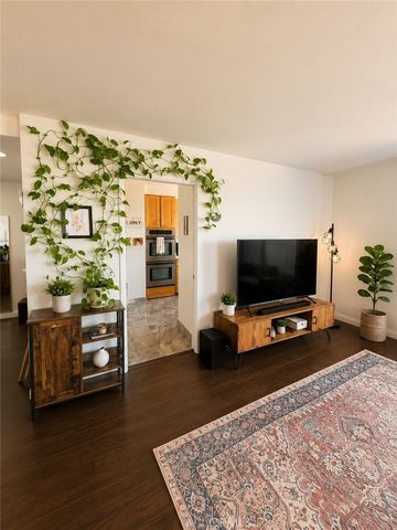 2170 Century Park E 1601, Los Angeles, CA 90067
