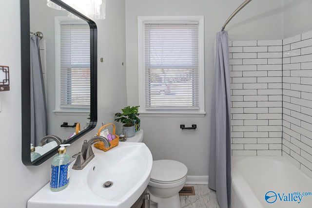 2115 Gilbreath Road NW, Huntsville, AL 35810