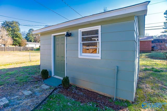 2115 Gilbreath Road NW, Huntsville, AL 35810