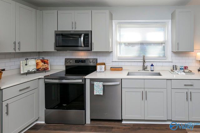 2115 Gilbreath Road NW, Huntsville, AL 35810