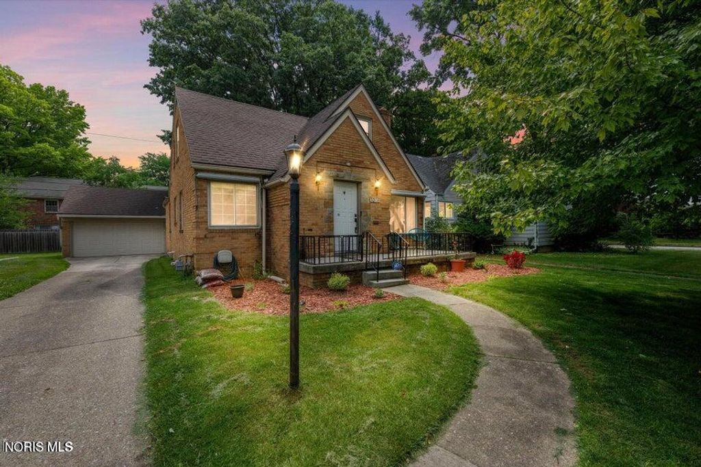 3208 Aldringham Road, Toledo, OH 43606