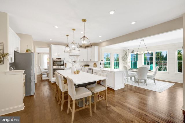 26760 CRUSHER DR, Chantilly, VA 20152