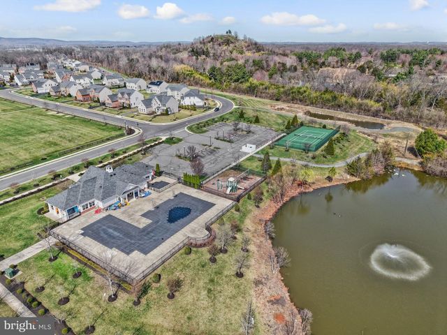 26760 CRUSHER DR, Chantilly, VA 20152