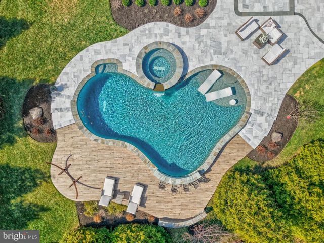 26760 CRUSHER DR, Chantilly, VA 20152