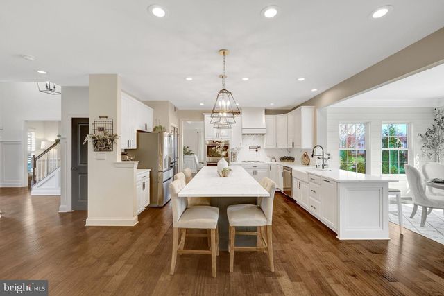 26760 CRUSHER DR, Chantilly, VA 20152