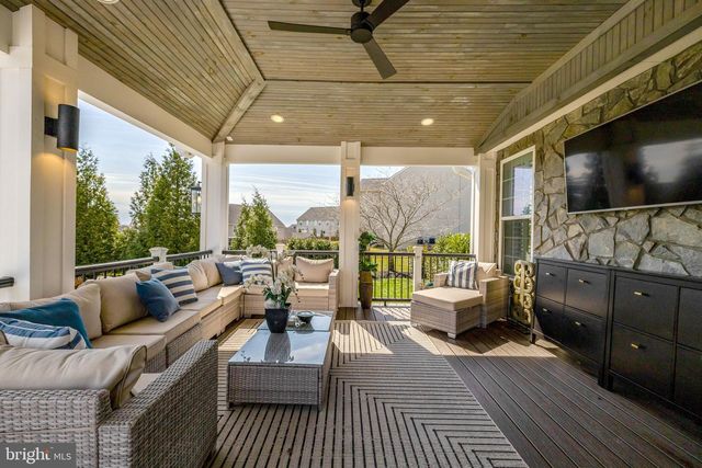 26760 CRUSHER DR, Chantilly, VA 20152