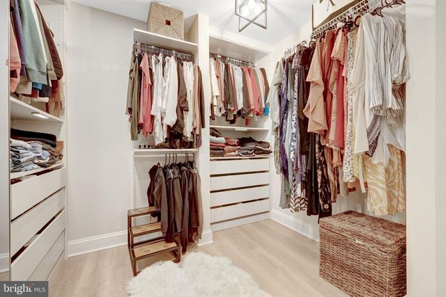 26760 CRUSHER DR, Chantilly, VA 20152