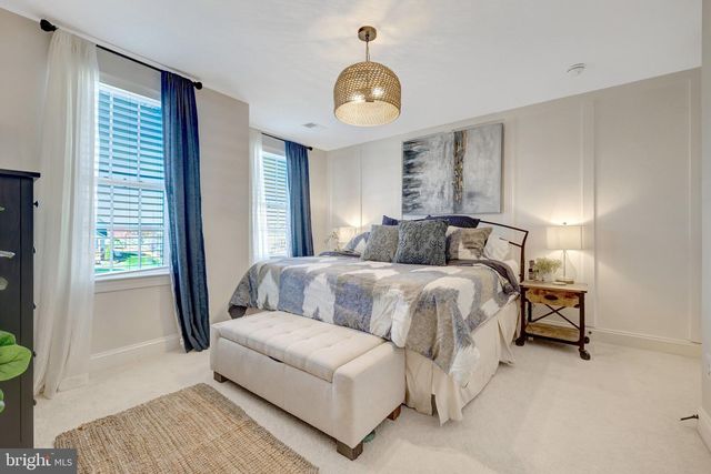 26760 CRUSHER DR, Chantilly, VA 20152